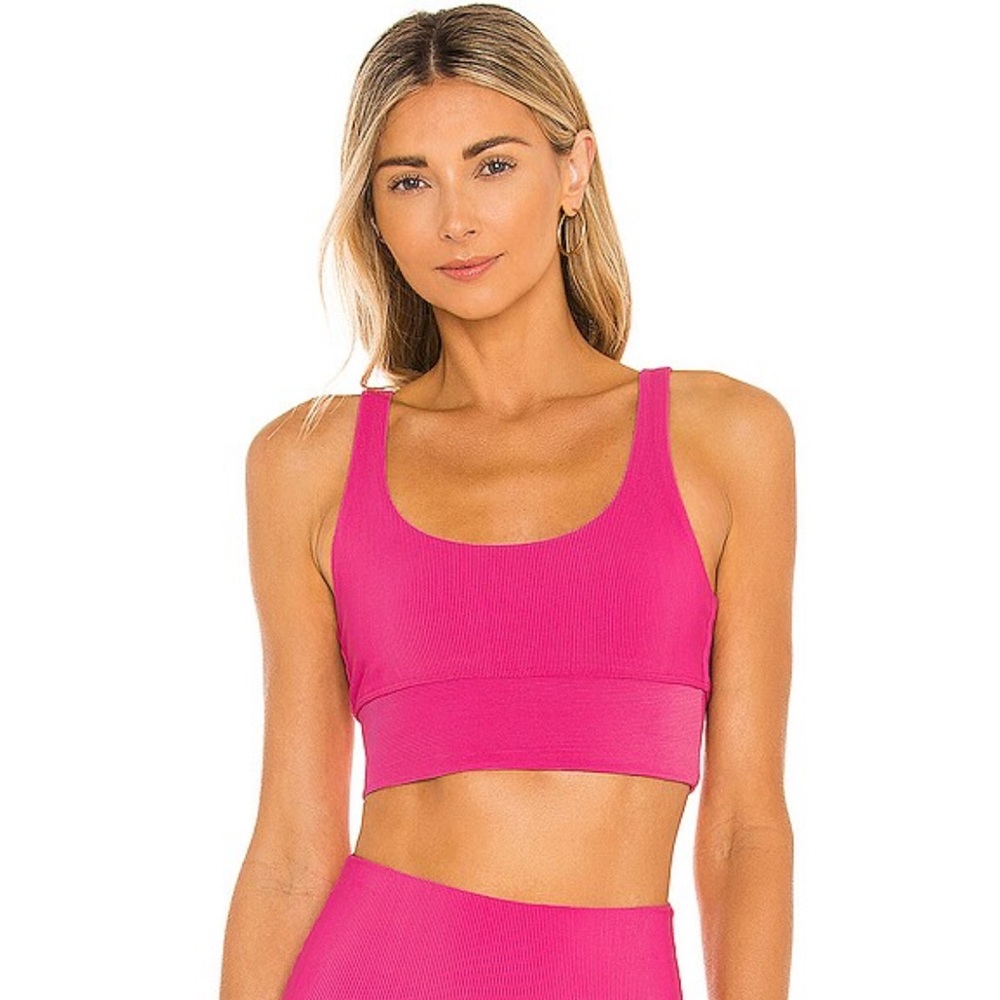 Beach Riot Leah Sports Bra Crop Tank Top in Fuchsia Barbie Hot Pink S